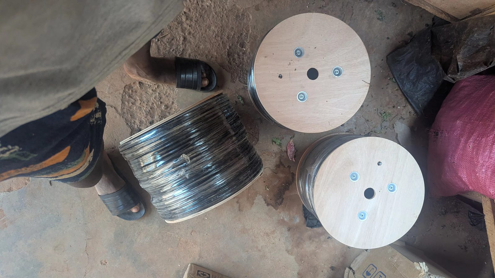 Fiber optic cable export loading and project material support